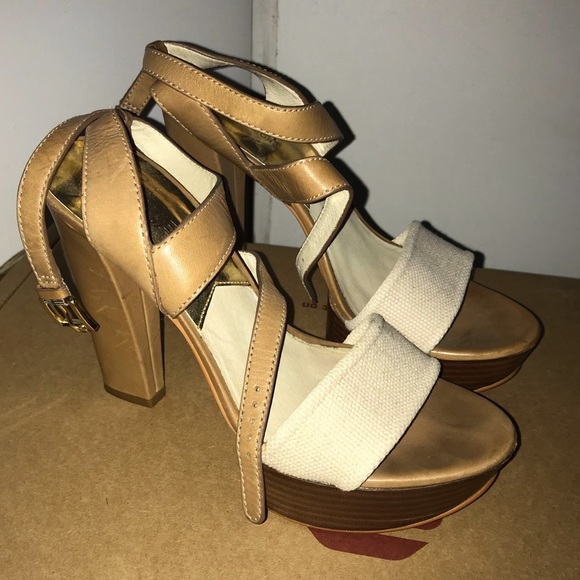 Michael Kors platform heels - Picture 1 of 2